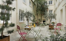 Alfred Hotels Paris Lecourbe- Hotel Renove
